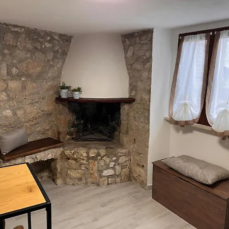 Casa Rosella Sul Lago Σπίτι διακοπών Piediluco